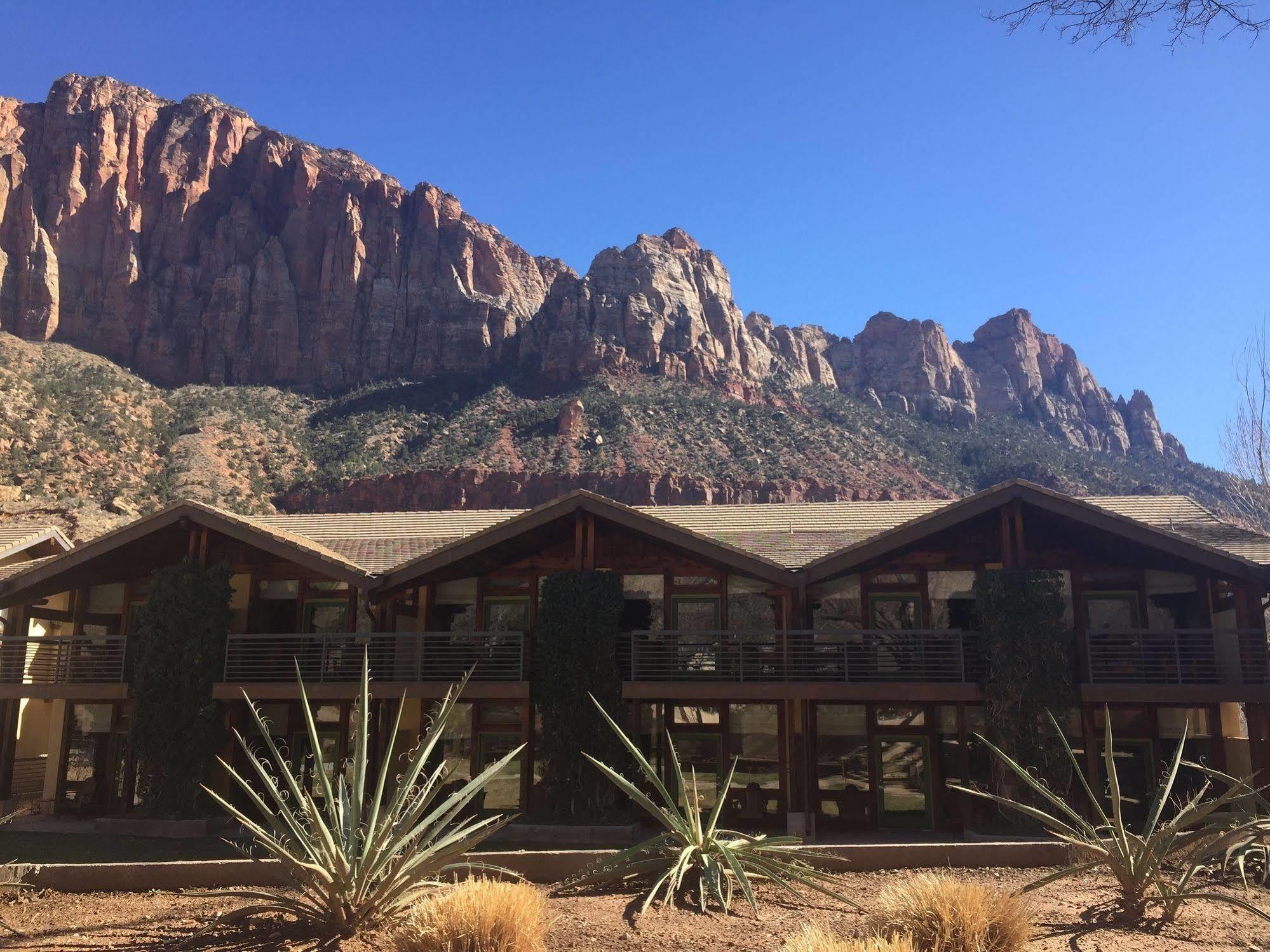 Desert Pearl Inn Springdale Luaran gambar